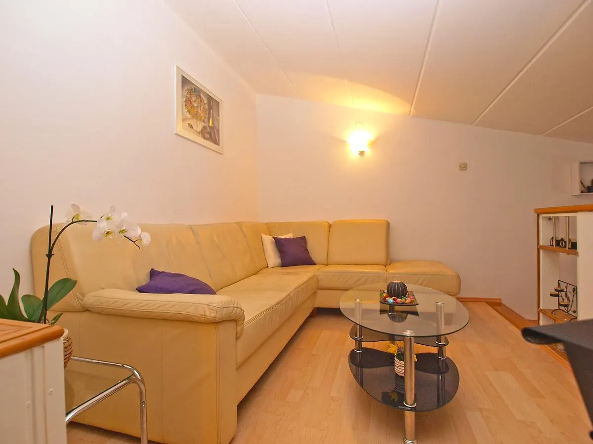 Apartment Doris 1558