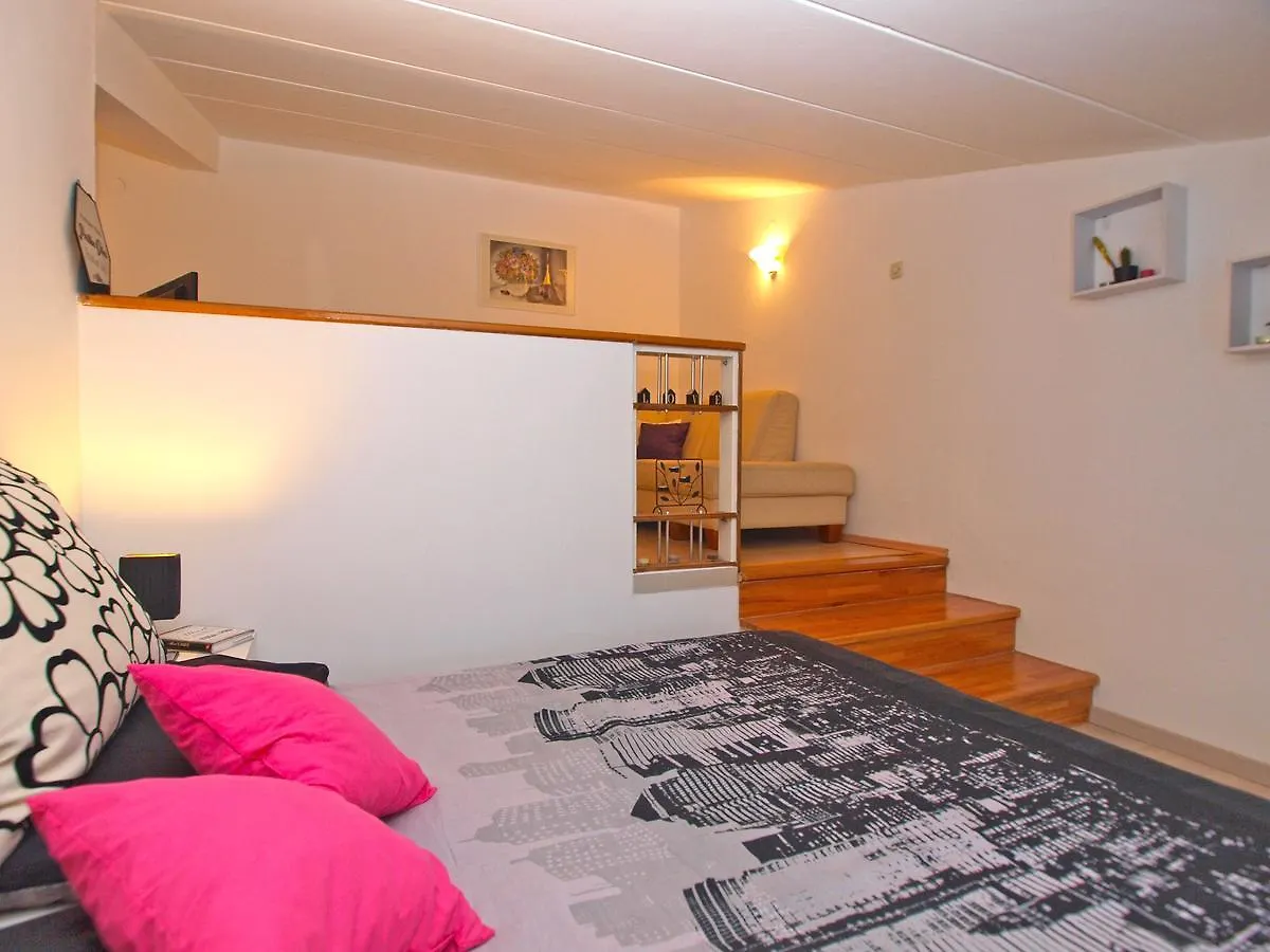 Apartment Doris 1558
